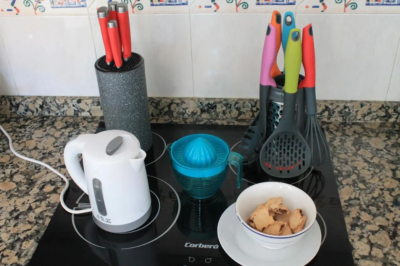 Apartamento Carlota Beach Carihuela Torremolinos 0*,